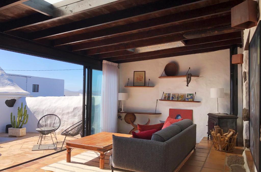 Teguise House | Casa Lupe. Art-inspired courtyard house in Teguise