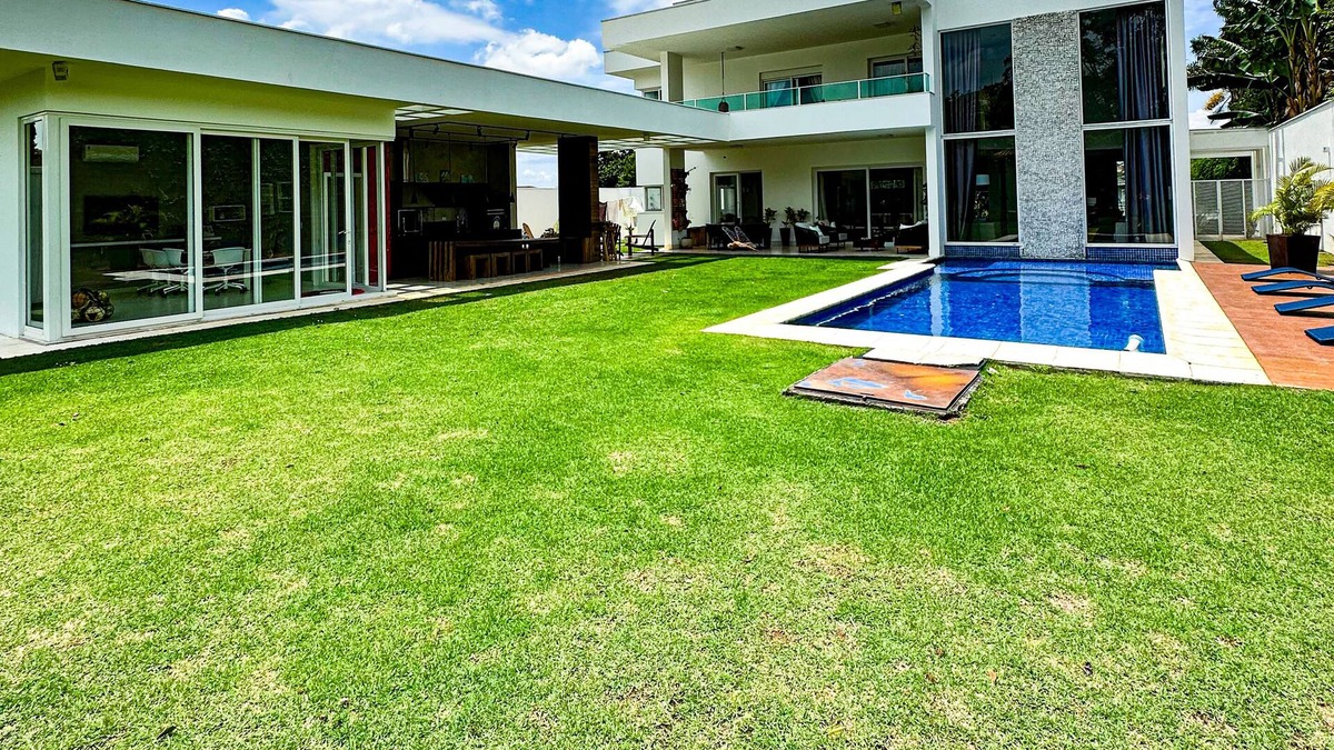 Jardim Colonial House | Casa Moderna e Luxuosa na Granja Viana