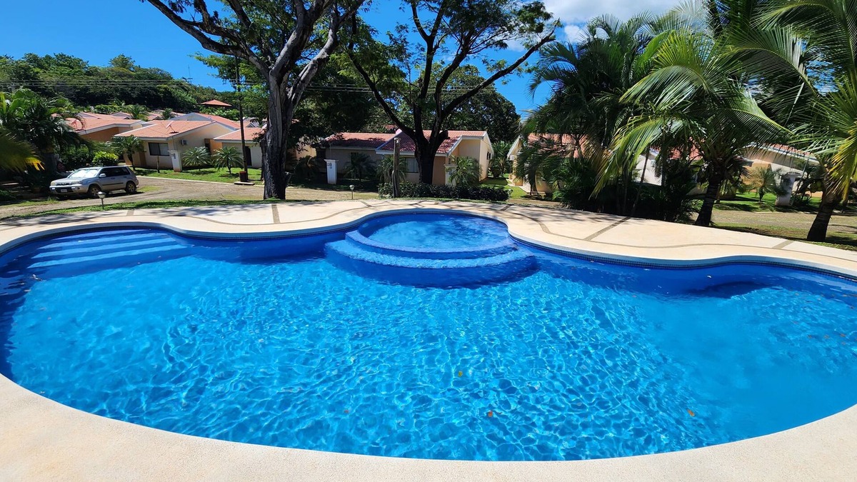 Rio Seco Villa | Casa Mandarina Junge Villa 3 pools