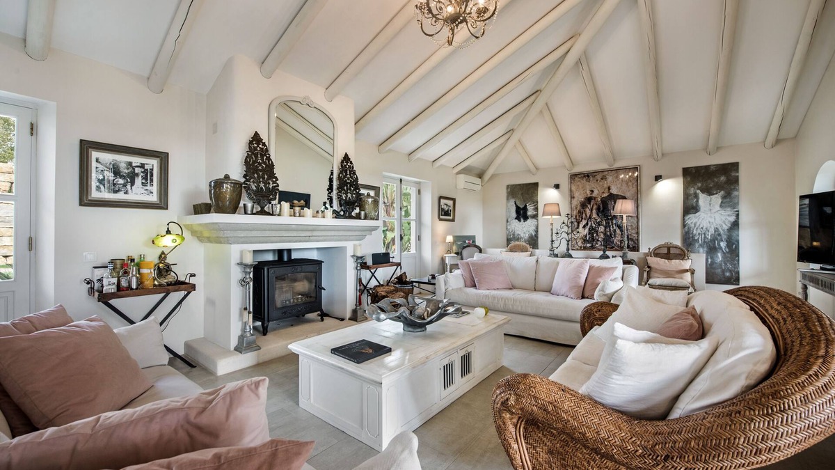 Cerro do Mocho Villa | Casa Mandovi, a luxury sanctuary sitting above Vale do Lobo and Dunas Douradas
