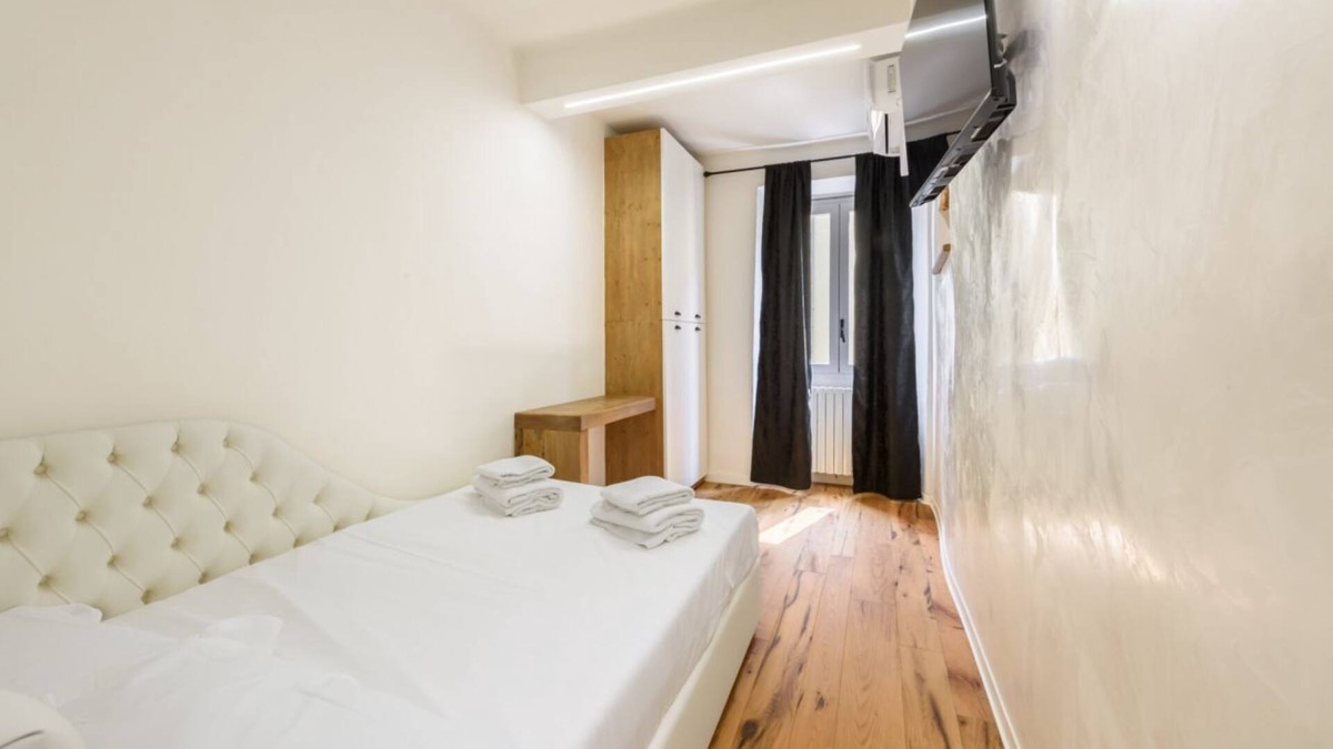 Santo Spirito Apartment | Casa Maria in Florence by Mmega
