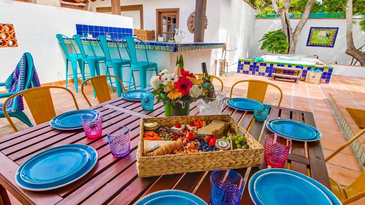 Old Town House | Casa Mariposa |3BR Charming Old Town Home +Hot Tub