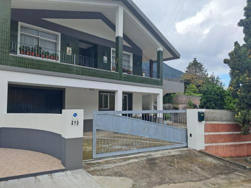 Sao Vicente House | Casa Martins
