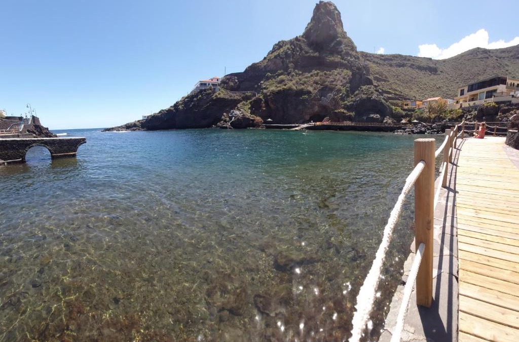 Tamaduste House | Casa MarySol Tamaduste 12m from the Sea, Terrace & BBQ