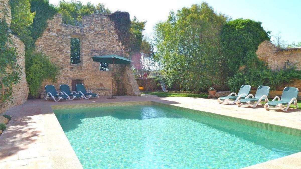 Nulles House | Casa Mas del Pi - Charming Catalan holiday home near the Costa Daurada-coast