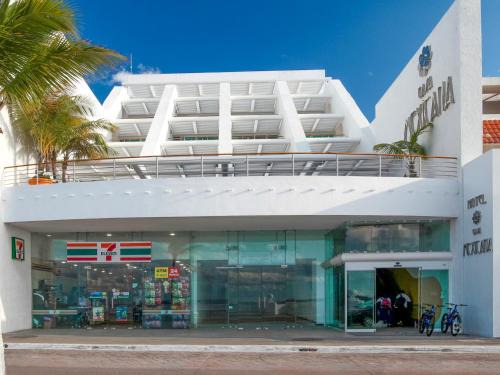 Colonia Centro Hotel | Casa Mexicana Cozumel