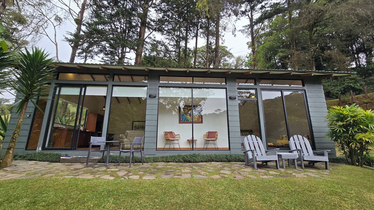 Quebrada Grande House | Casa Mia Suite with Jacuzzi and Panoramic View