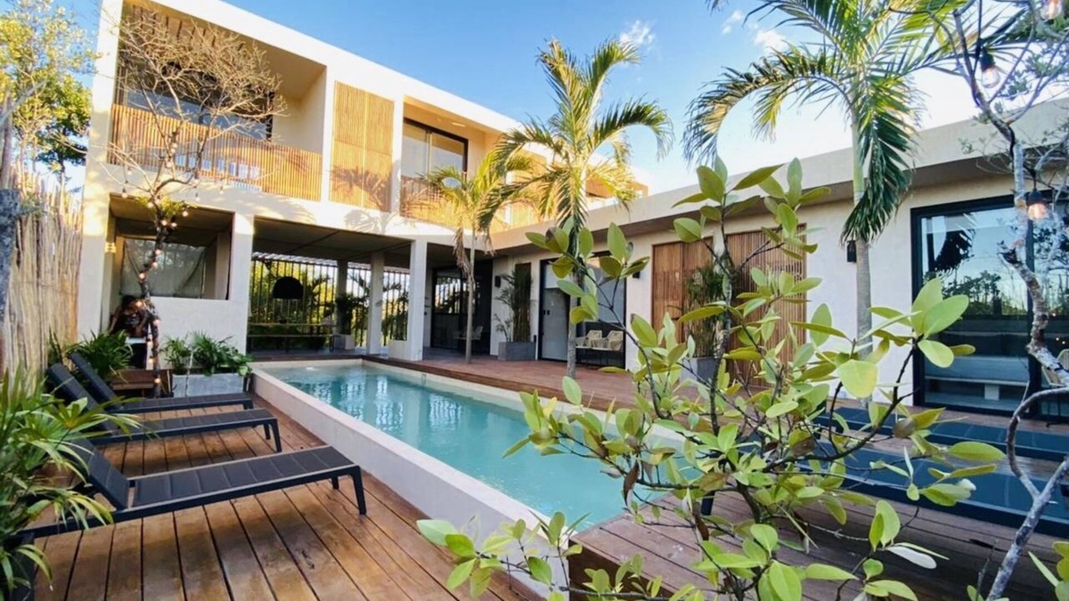Isla Holbox Villa | Casa Milu Tropical home with pool