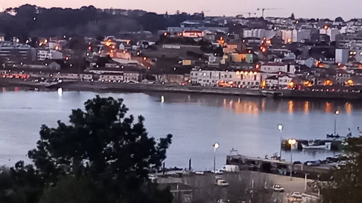 Sao Pedro da Afurada House | CASA MIRA DOURO amazing views to the Douro river.