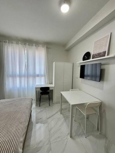 Guadalupe Apartment | Casa Mira Guadalupe by Leera's Condo