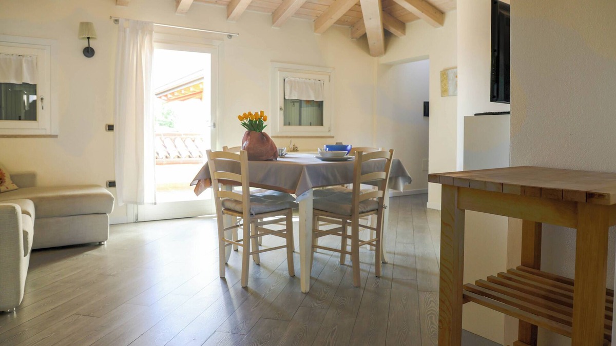 Lonato del Garda Apartment | Casa Monia - Two Bedroom Apartment, Sleeps 3