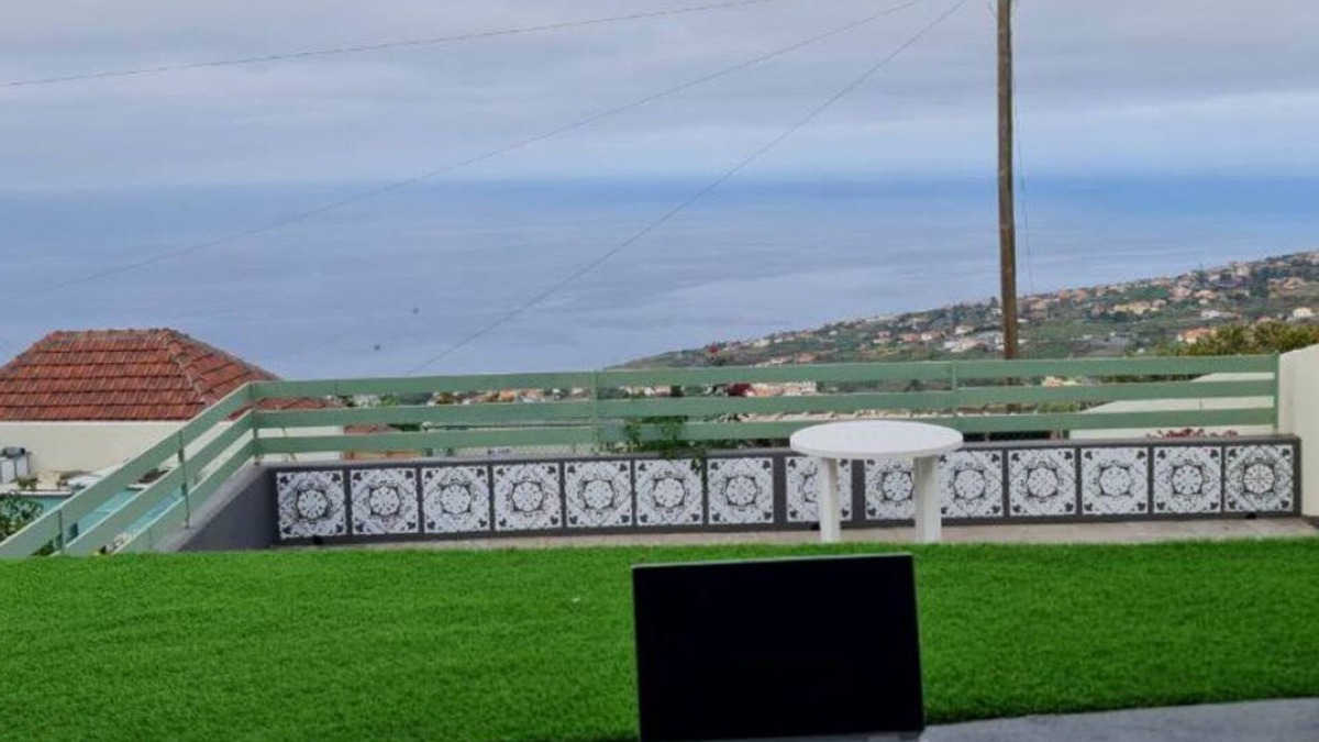 Calheta House | Casa Monte de Paz 1nn