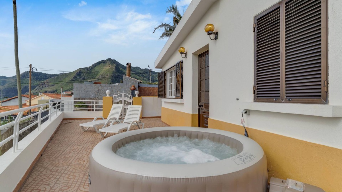 Canical House | Casa Moreira by Atlantic Holiday