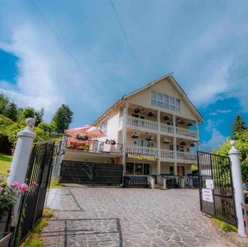 Borsa House | Casa Munții Rodnei