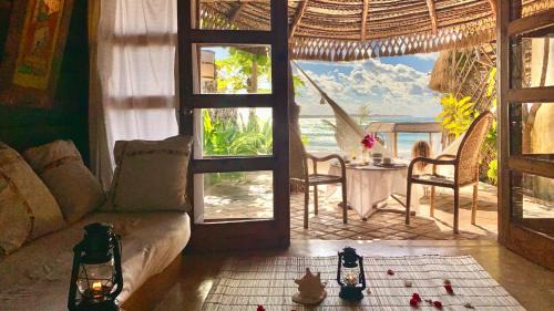 Tofo House | Casa na Praia Tofo- beach front hotel