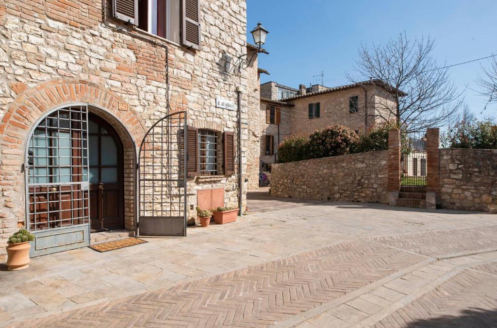 Collesanto Apartment | CASA NEL BORGO