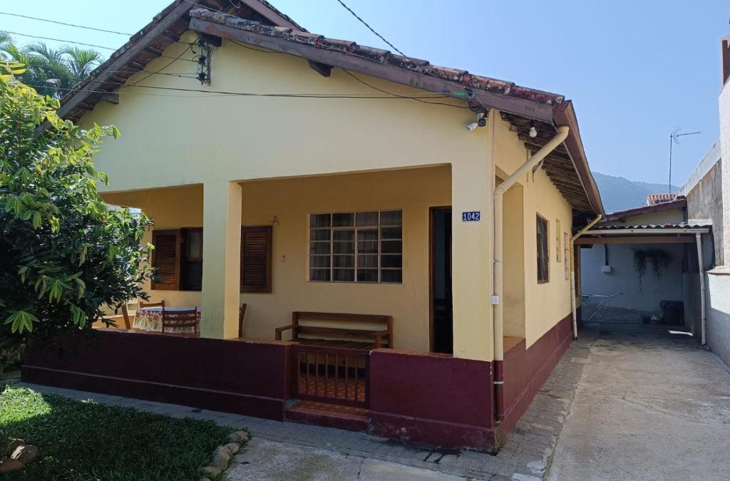 Umuarama House | Casa no Centro de Ubatuba