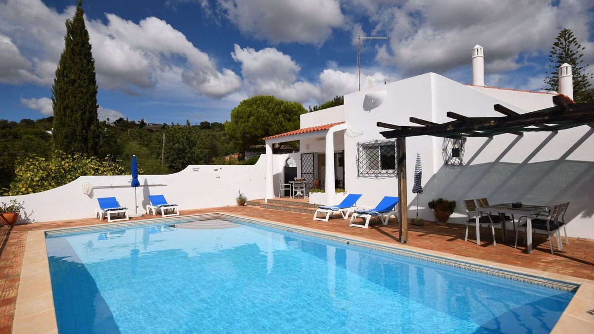 Quinta das Raposeiras Villa | Casa O Sonho near Faro with private pool