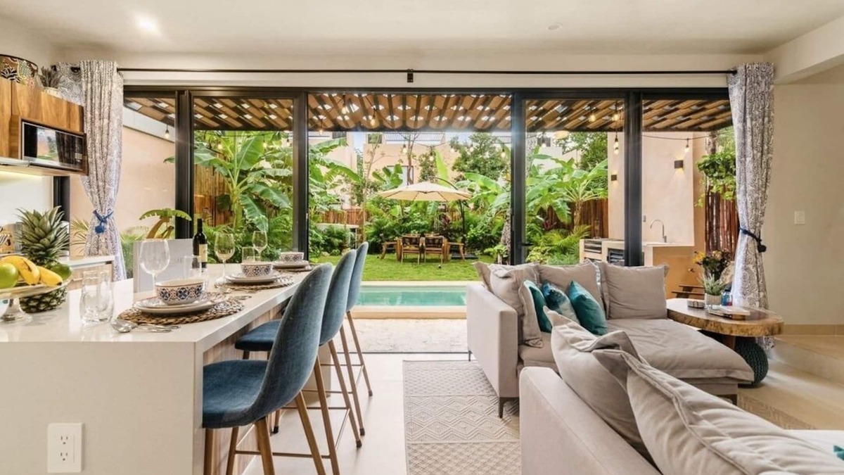 Tulum Villa | Casa Ohana~3BR w/Private Pool & Rooftop Jacuzzi, Gym, WiFi, & 5km to Beach