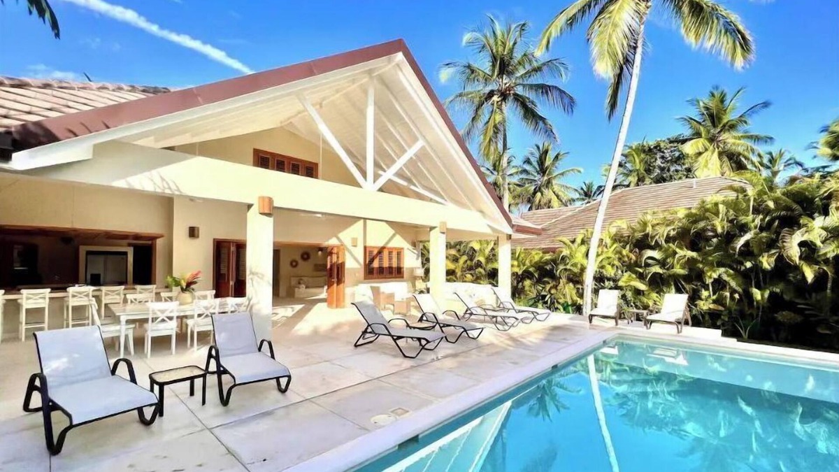 Las Terrenas Villa | Casa Ola, Lux 5 Bedrm, 5 Bath Villa, w' Private Pool, 2 min walk to Playa Coson