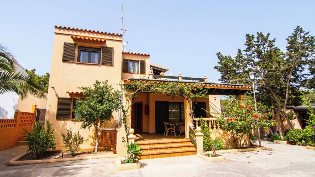 Formentera House | Casa Paco con Aire Acondicionado, Gran Patio con Jardín, Wifi y Tv por Cable