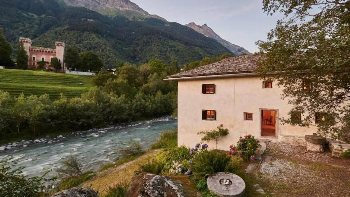 Bregaglia House | Casa Palü - Foundation Holidays in a listed building