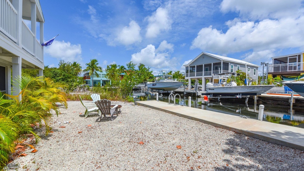 Breezeswept Beach Estates House | Casa Palma – Canalfront 3BR Home w/Dock, Pet Friendly, Near Looe Key Reef