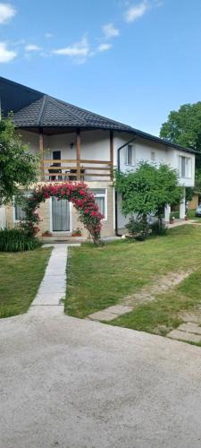 Cartisoara House | Casa Pandrea
