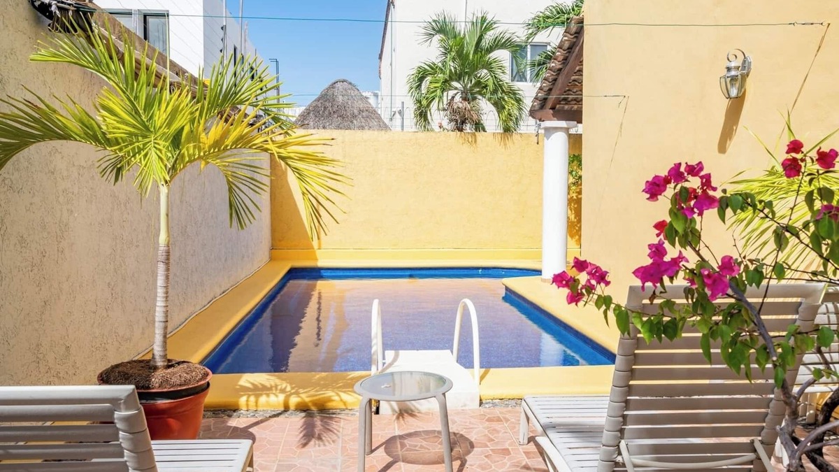 Downtown Cancun House | Casa para 6 con alberca privada ¡vive Cancún!