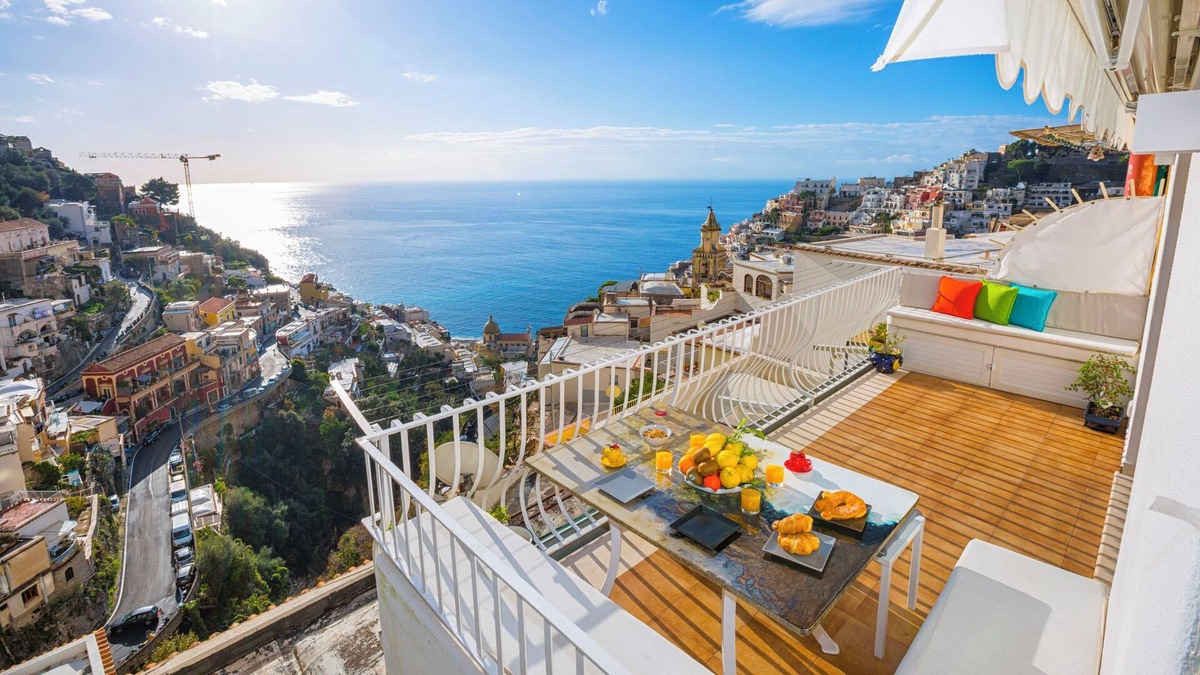 Liparlati Apartment | Casa Paradisea - Three Bedroom Apartment, Sleeps 8