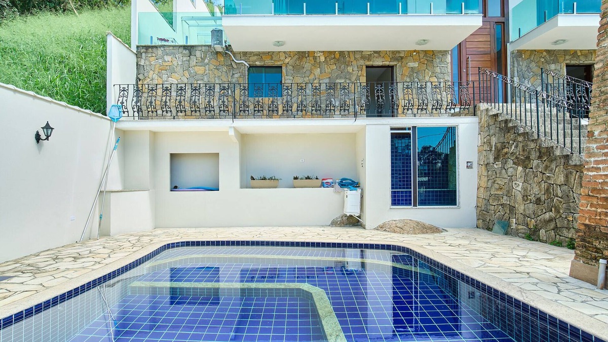 Paraty House | Casa Parque da Mata - 6 Suítes até 22 Pessoas, Perto do Cntro