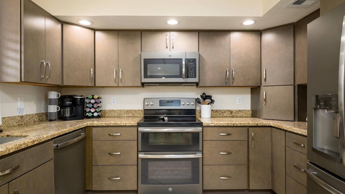 Paradise Valley Village Condo | CASA Patty'O - Anasazi Village - Bright and open condo, pet-friendly.