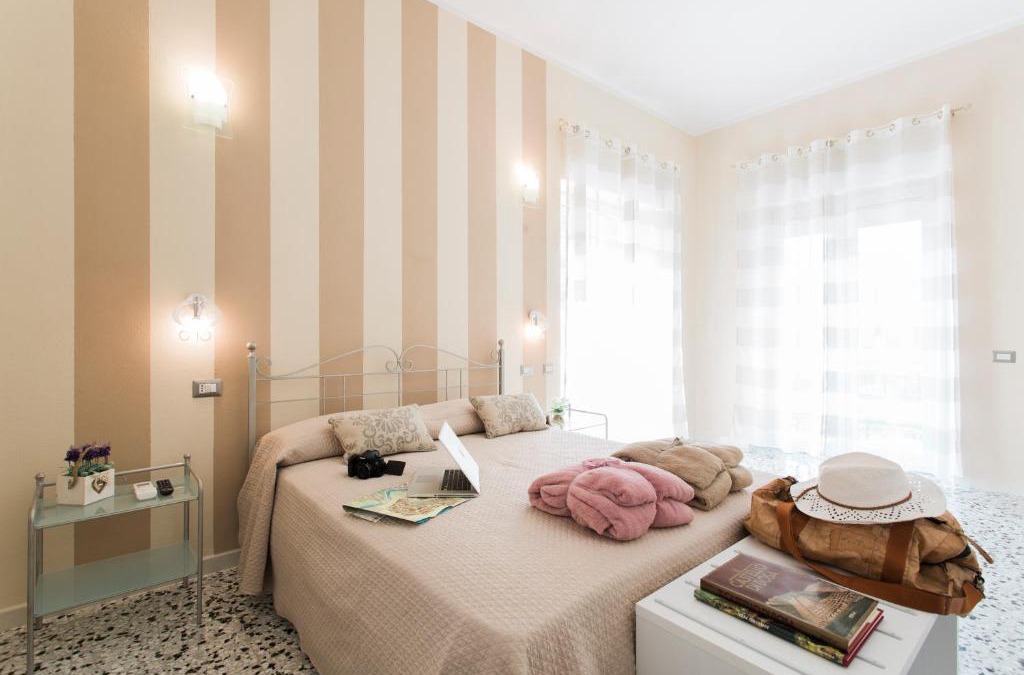 Bosa Historic Centre Apartment | Casa Piazzé IUN Q0873
