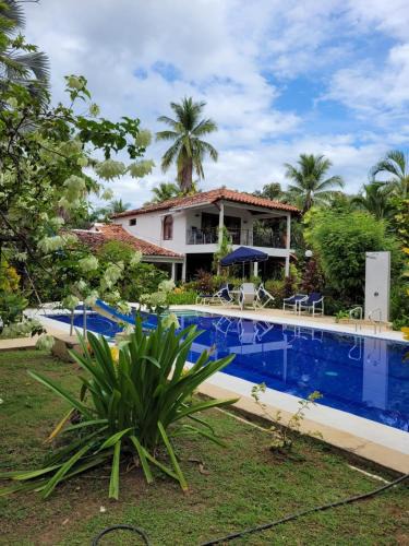 Ricaurte Villa | Casa Pinilla