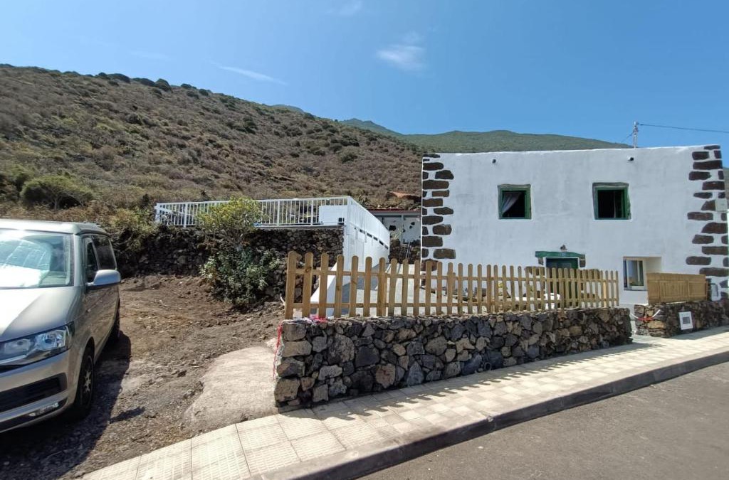 Los Llanillos House | Casa Piruca