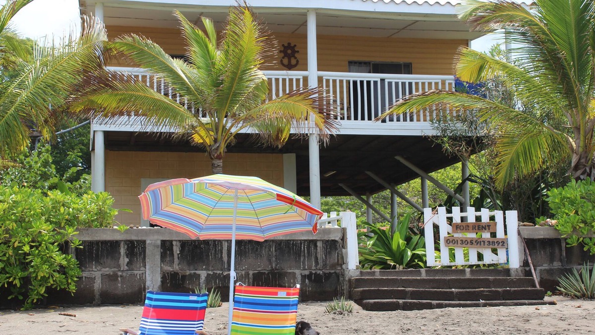 San Diego House | Casa Playa San Diego.In Front of The House Lies one of The Best Waves In Nic.