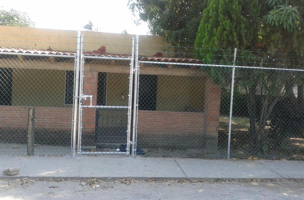 Coahuayana House | Casa playera Ticuiz