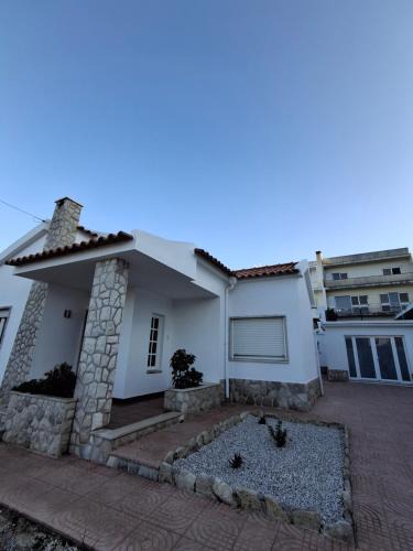 Faulha House | Casa R
