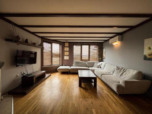 Varna Apartment | Casa Raya