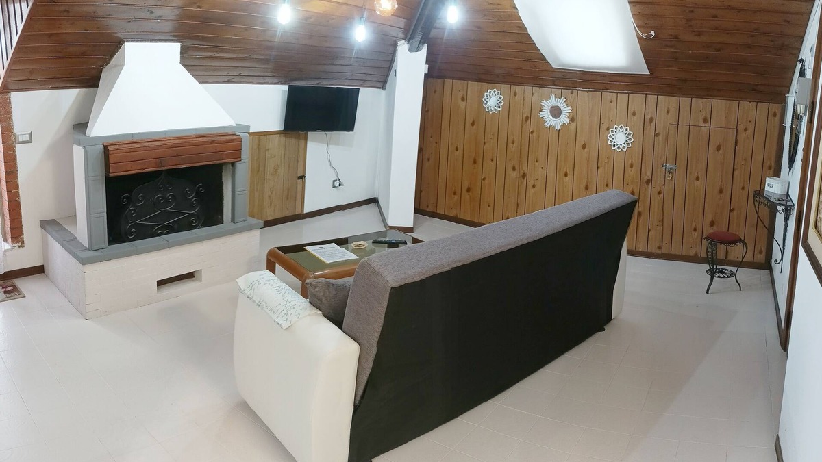 Gravina di Catania Apartment | Casa Reale locazione affitti brevi per coppia, amici e famiglia.