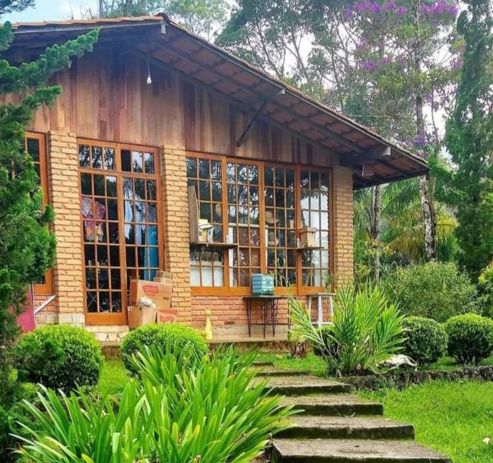 Palmital House | Casa Refúgio da floresta na Serra