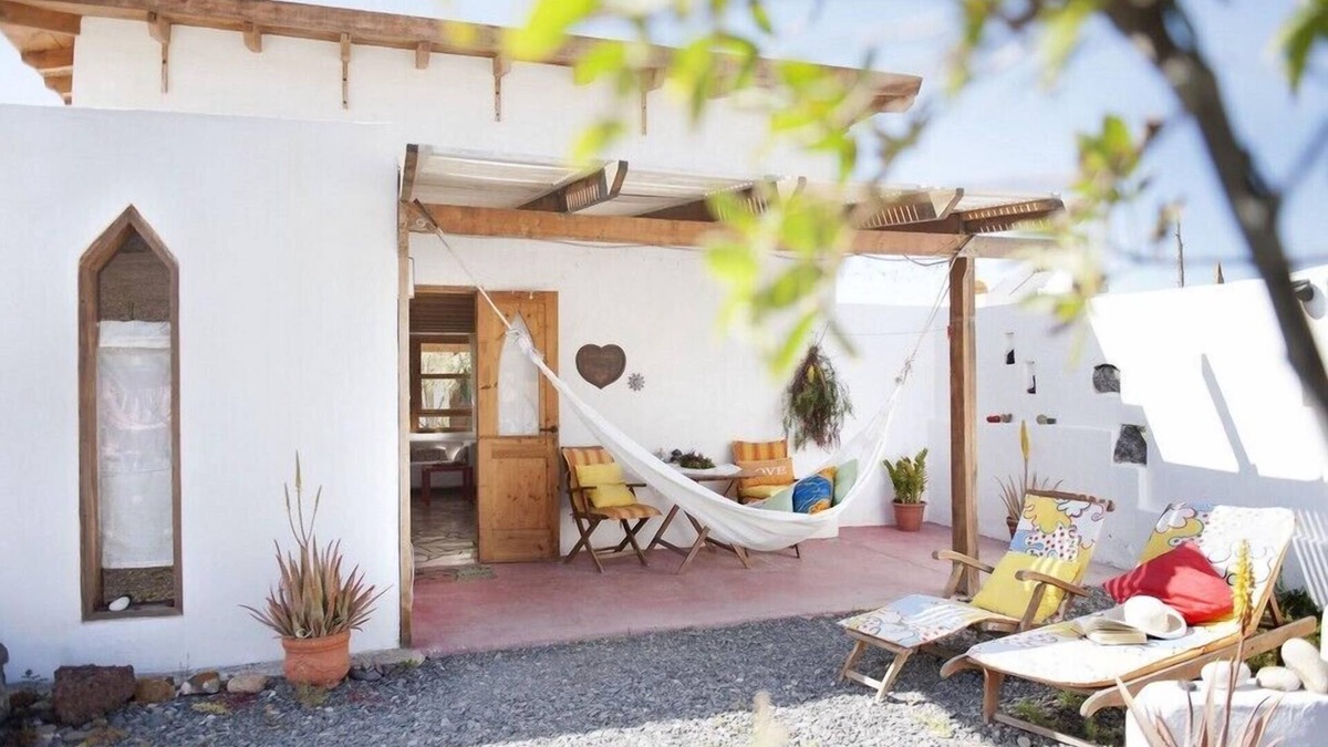 Tuineje House | CASA ROMÁNTICA FUEGO - home office in nature