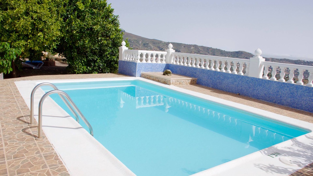 La Solana Ski Chalet | ▫️ Casa Rosa by I N Z U L A E ▫️ Heated Pool▫️ Gym ▫️ Table Tennis ▫️ WiFi ▫️