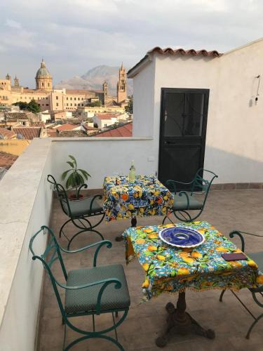 Monte di Pieta Hotel | Casa Rosa