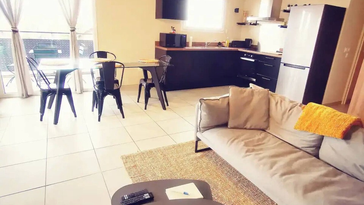 Thonon-les-Bains Apartment | Casa Rosa T3 centre-ville WiFi - Thonon-les-Bains