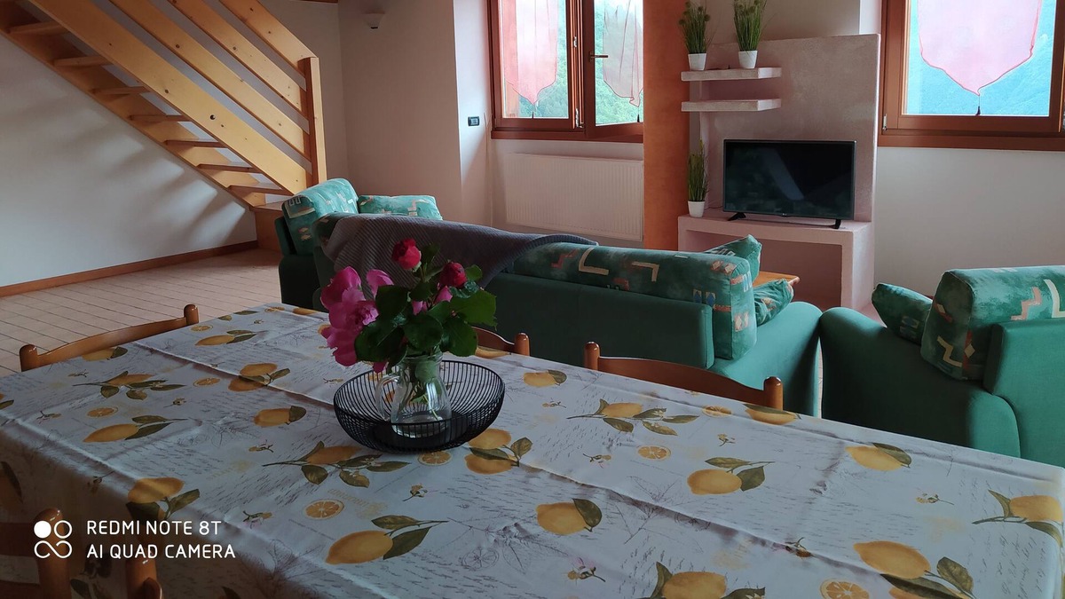 Castel Condino Apartment | Casa Rosalia CastelCondino, a quiet town near the enchanting Boniprati