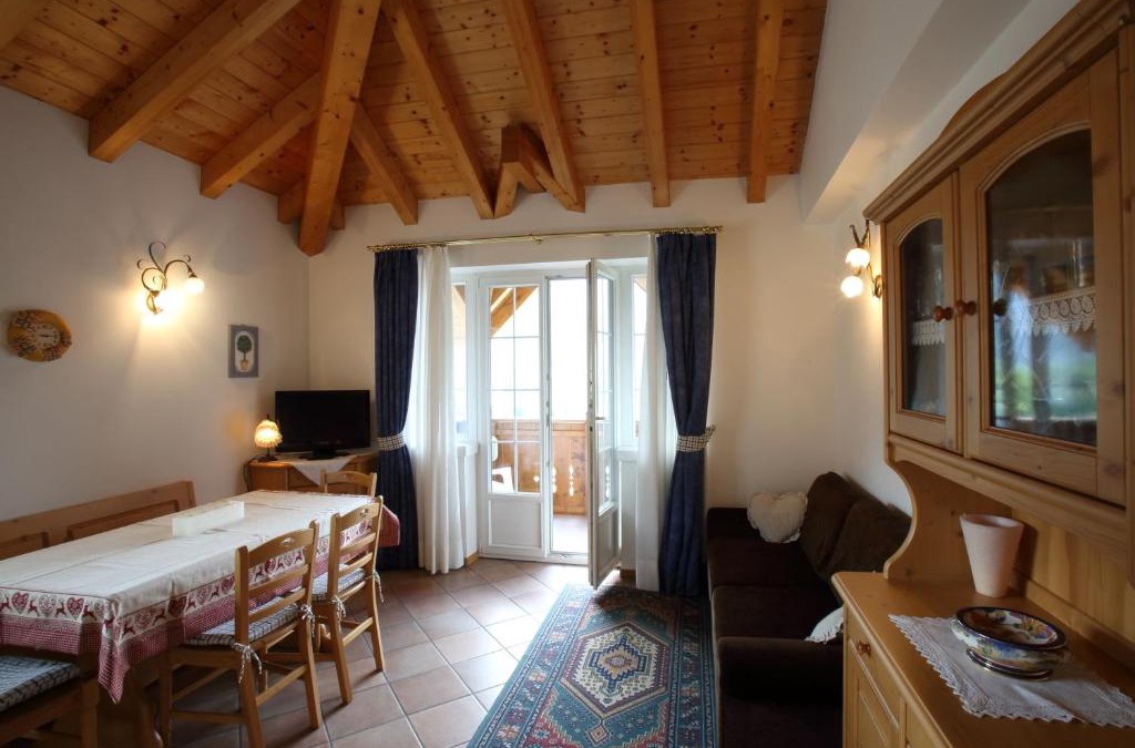 Molveno Apartment | Casa Rubino Lake & Dolomites
