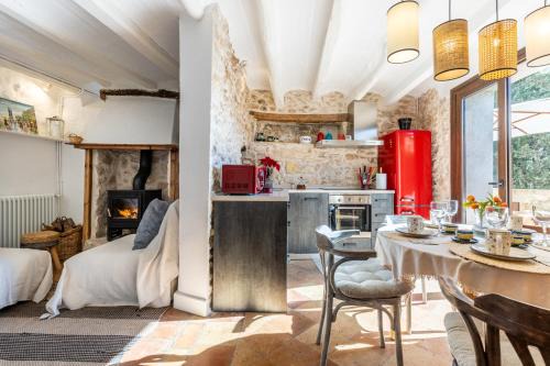 Ardenya House | Casa rural con jardín,a 8km playa y en la naturaleza Taronja&canyella