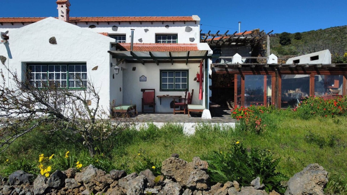 Isora Cottage | Casa rural con vistas al mar,Terraza con barbacoa