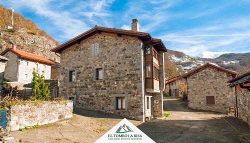 Santa Maria de Valdeon House | Casa Rural El Tombo la Risa